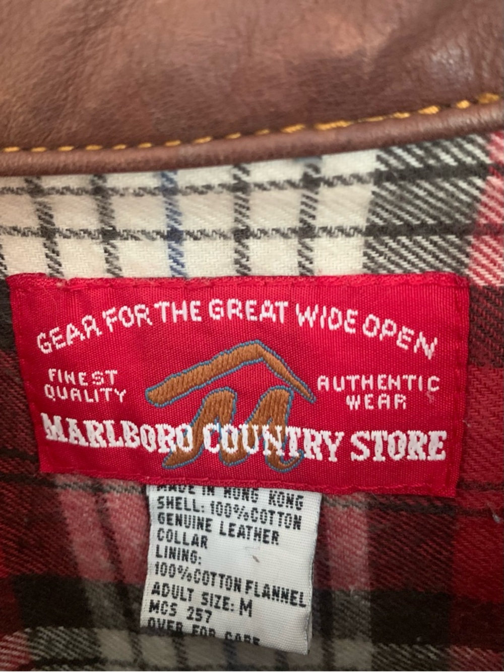 Rare Vintage Marlboro Truck Emblem Denim Jean Trucker Jacket Leather Collar 90s - Picture 10 of 15